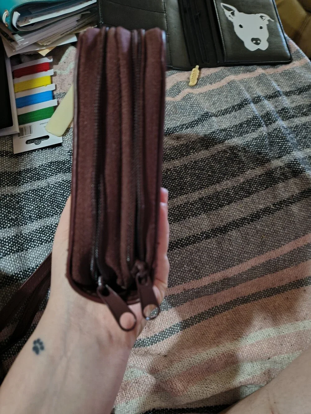 Zip Folio Pouch - Burgundy